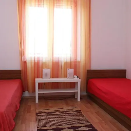 Appartement Beachfront Nika Srima