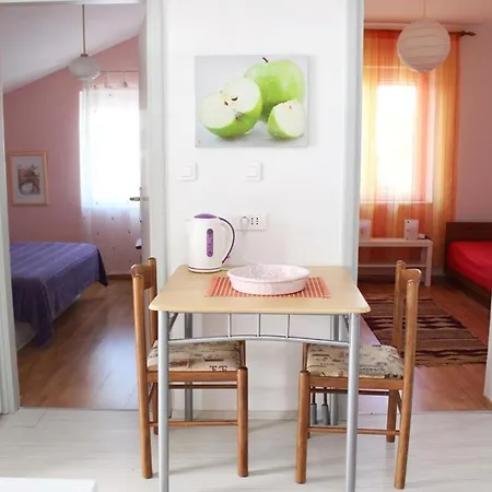 Beachfront Nika Srima Vodice